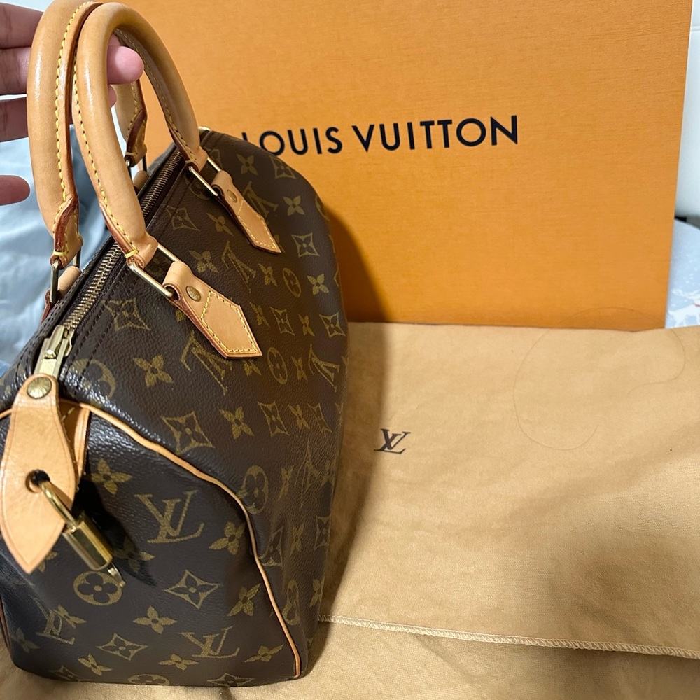 Louis Vuitton Speedy 25